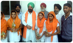 prize-distribution-gurmat-mansarover2